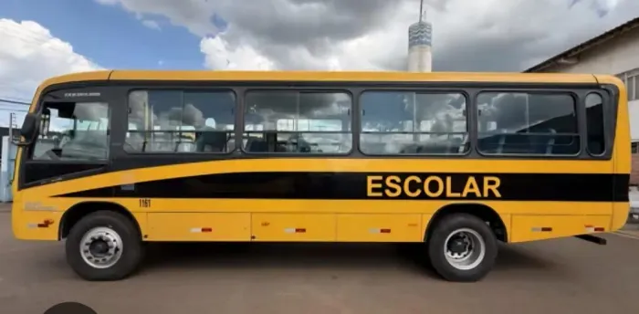 Ônibus Escolar 2013