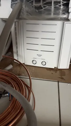 AR CONDICIONADO 10.000BTUS SEMINOVO