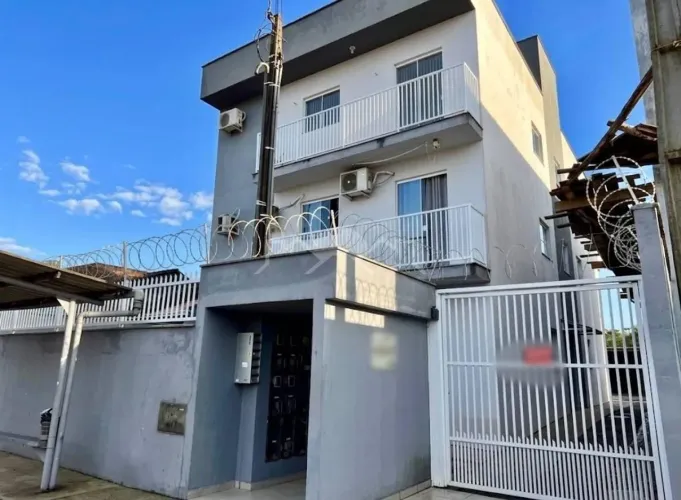 Apartamento Com 3 quartos 2 sacadas Semi Mobiliado Aventureiro