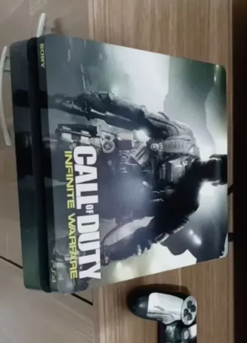 PS4 Slim LOTADO DE JOGOS, exemplar Call Of Duty, DESBLOQUEADO, Novíssimo!!!