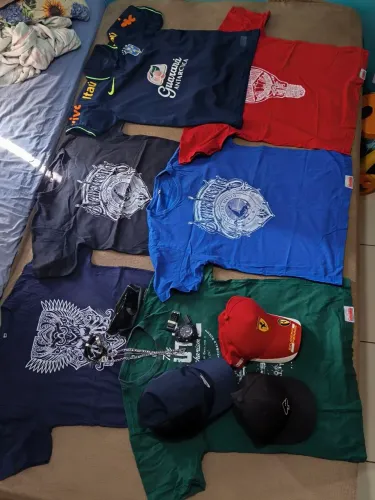 Lote roupas masculinas