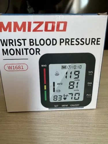 Monitor de pressão novo na caixa
