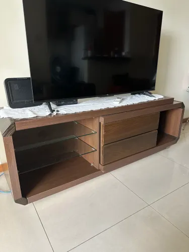 Rack de madeira retrátil | Elegância e praticidade | R$ 1.100,00 no Pix
