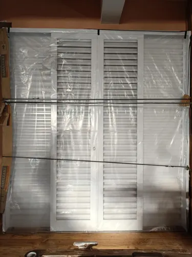 Porta Balcão Sasazaki de Correr Multiflex Pratika 6 Folhas 217x200x16,5cm Branca