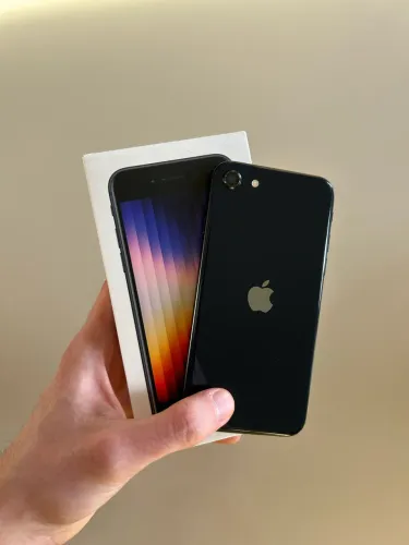 iPhone SE 3º Geração - Impecável!