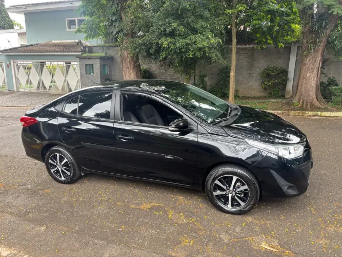 Toyota Yaris XS Connect Sedan 1.5 Flex 16V AUT 2021