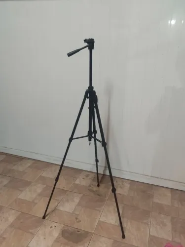 Tripé para câmera e celular Tomate