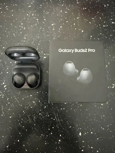 Fone Bluetooth galaxy buds2 por 210 REAIS