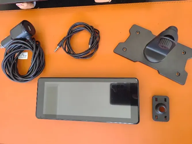 Tela Multimídia Portátil Carplay e Android Auto Sem Fio Bluetooth Rádio Automotivo
