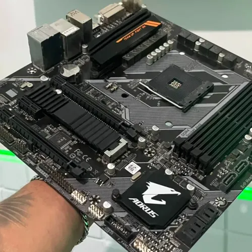 Placa-mãe Gigabyte B450 AORUS M (OEM) - Socket AM4 - Testada e Funcionando