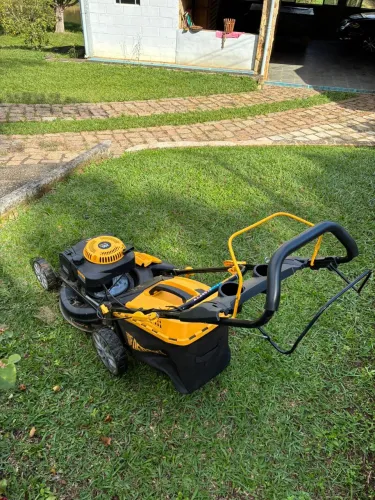 Cortador de Grama a Gasolina 200cc ? Pouquíssimo Uso