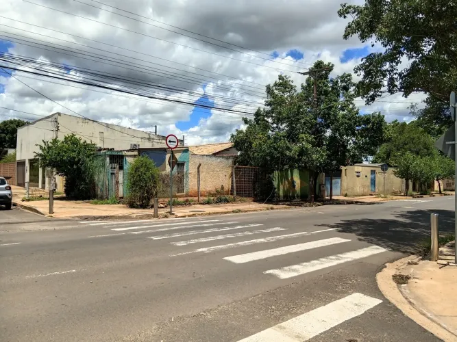 Casas por preço de terreno