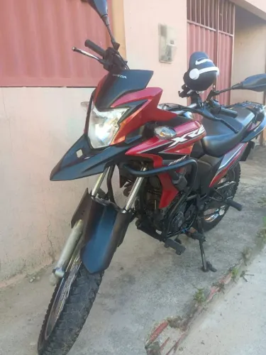 Vendo ou troco em carro