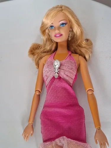 Boneca Barbie fashionista