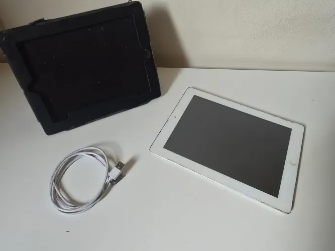 Apple IPad 64 gb