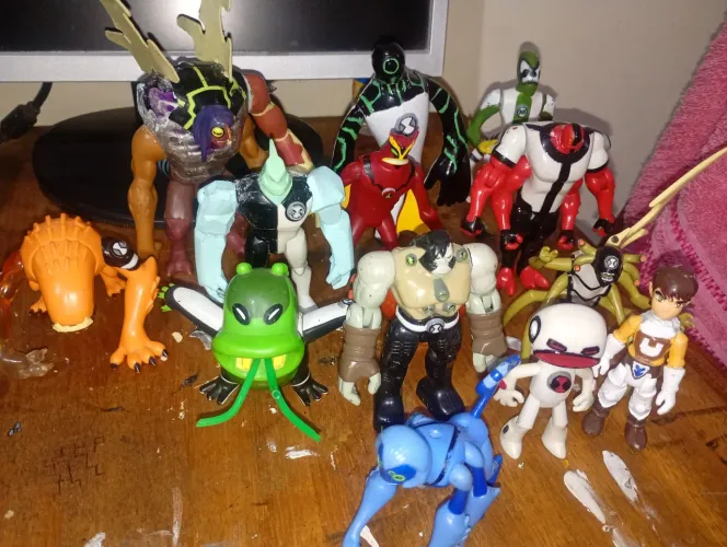 Ben 10 lote de brinquedos