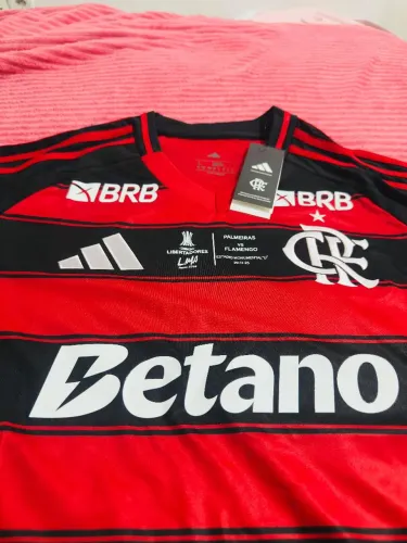 CAMISA OFICIAL DO FLAMENGO - MODELO LIBERTADORES ?