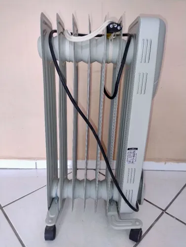 Vende-se aquecedor a óleo Britânia AB1500 