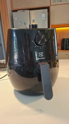 Airfryer Electrolux Rita Lobo