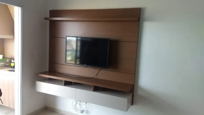 Painel de TV ótimo estado e qualidade 