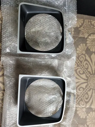 Par de moldura farol novas originais gm chevette 78/80