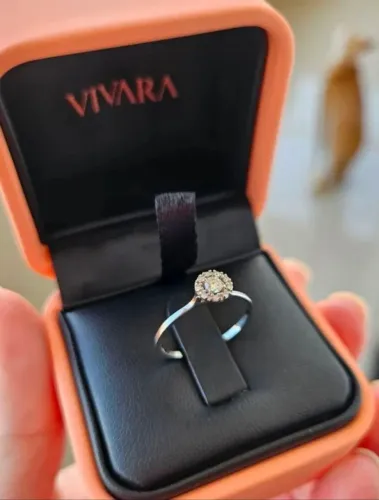 VIVIRA OURO BRANCO COM DIAMANTES