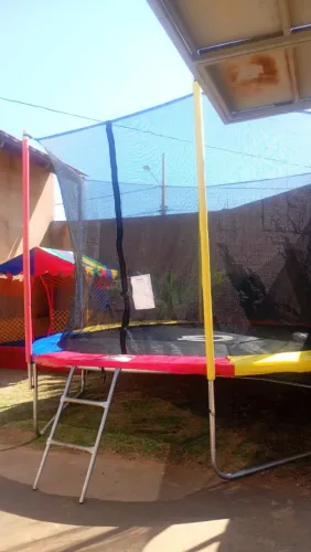 Pula pula piscina de bolinha