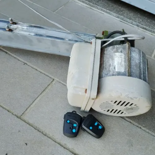 Motor de indução monofásico para portão eletrônico basculante