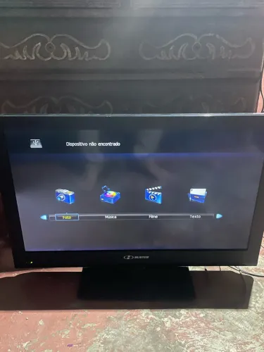 TV H-Buster 32" - Funcional e Conservada!