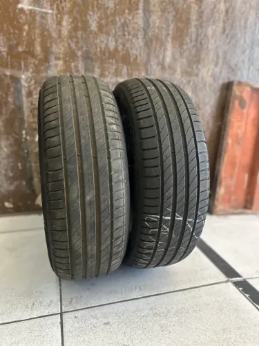 PNEU 185.60.15 MICHELIN