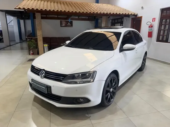 Volkswagen Jetta Comfortline 2.0 T.flex 8V 4P Tipt. 2014