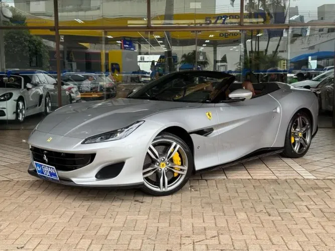 Ferrari Portofino 3.9 V8 600cv 2020