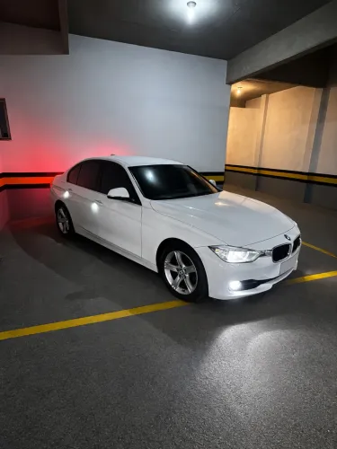 BMW 320I A Modern/sport TB 2.0/a.flex 16V 4P 2014