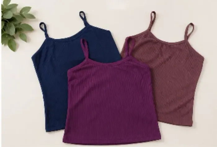 Conjuntos de Blusas de alcinhas e shorts canelados 