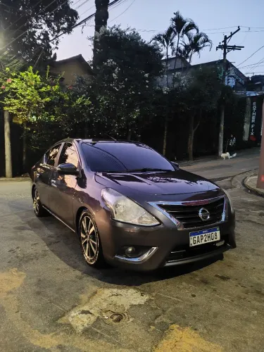 Nissan Versa SL 1.6 16V Flexstart 4P Aut. 2020