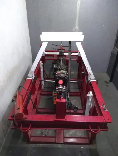 Alinhador de chassis de moto
