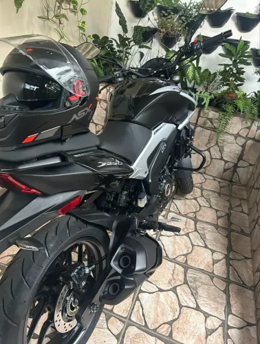 Bajaj D250