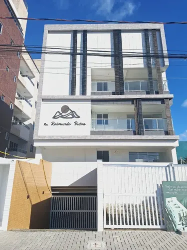Aptos de 03 quartos c/ cobertura privativa, prédio c/ elevador, nos Bancários.
