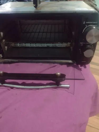 Forno elétrico Black Decker funcionando perfeitamente