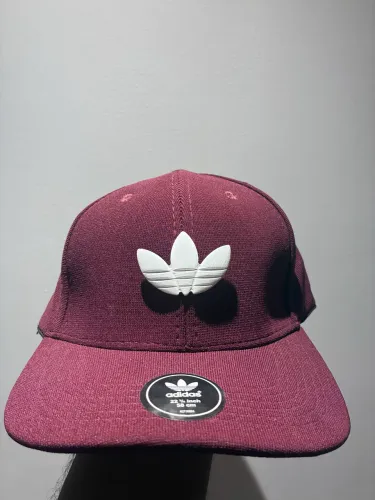 Boné Adidas