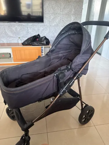 Carrinho de bebê (Moisés)