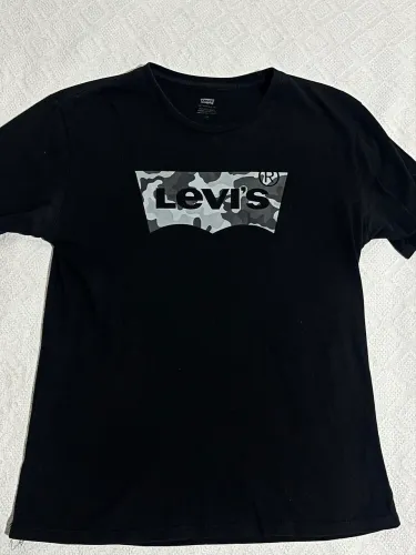 Camiseta Levis 