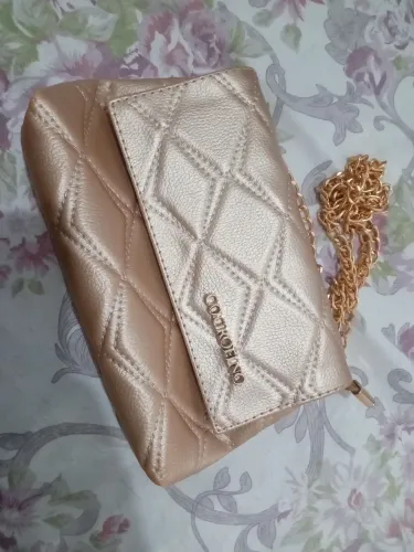 Bolsa dourada