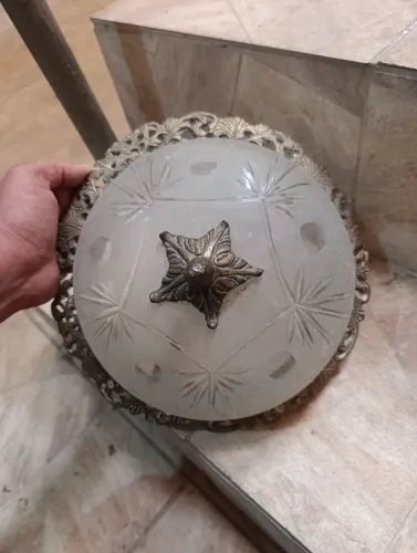 Plafon em bronze antigo