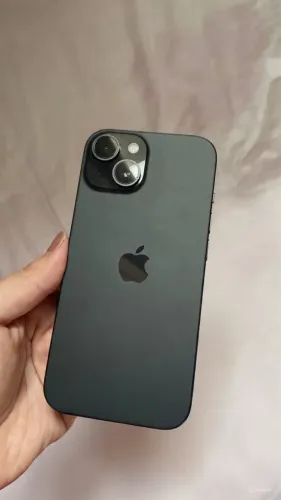 iPhone 15