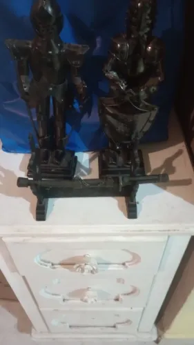 Cavaleiros medieval com a mini Espada 