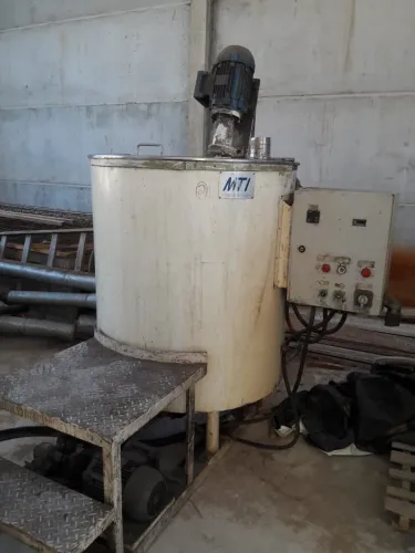 Tanque agitador misturador dispersor inox encamisado 300 litros 