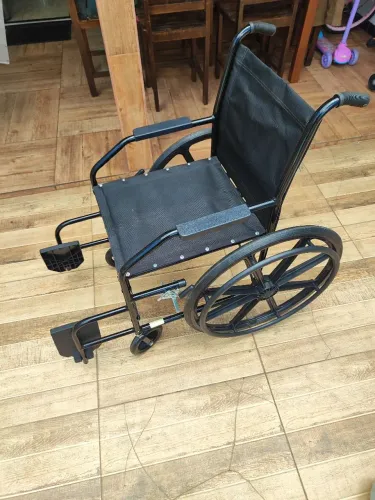 Cadeira de roda nova