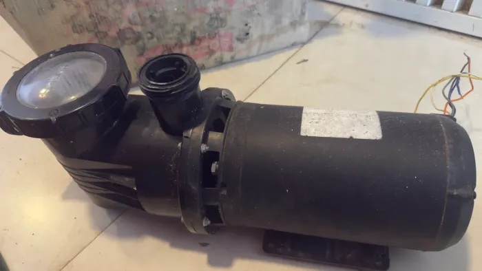 Bomba Piscina WEG 2CV Trifásica Alta Vazão Até 90 Mil Litros