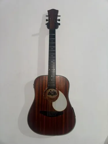 Violão Baby Malibu